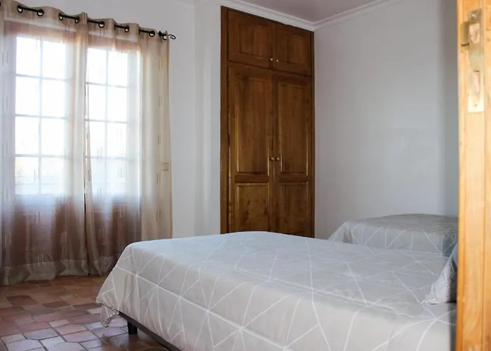 Moradia Do Paco - Piscina Privada Дом отдыха